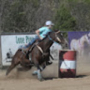 Meet your Posher, Lydia